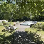 Holiday home Eco-villa En Lisiere De Foret Lisle-sur-Tarn