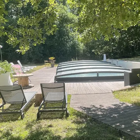 Holiday home Eco-villa En Lisiere De Foret Lisle-sur-Tarn