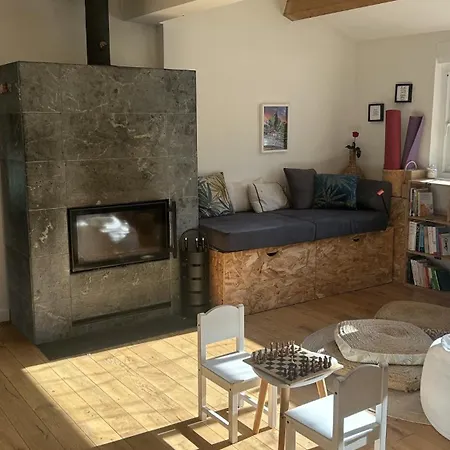 Holiday home Eco-villa En Lisiere De Foret Lisle-sur-Tarn